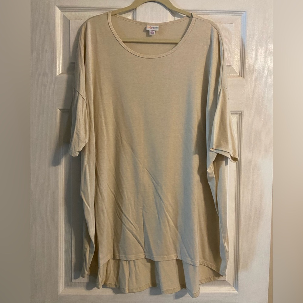 LuLaRoe Irma - 2XL
